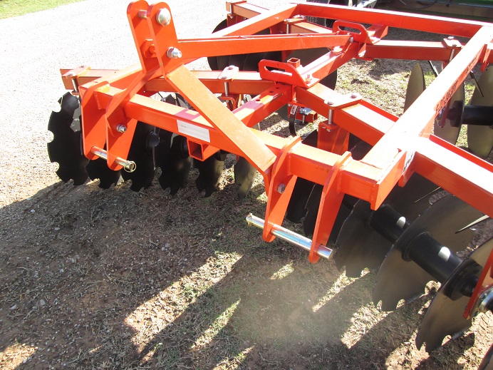 Disk Plows 3pt Tandem Disk Plow #8-22-24-3PT | Dan's Equipment Sales