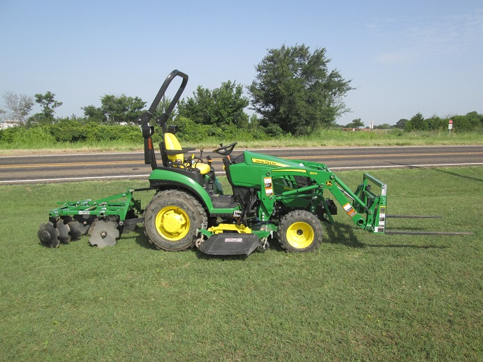 John Deere 2025R Tractor & Equipment | Dan's Equipment Sales