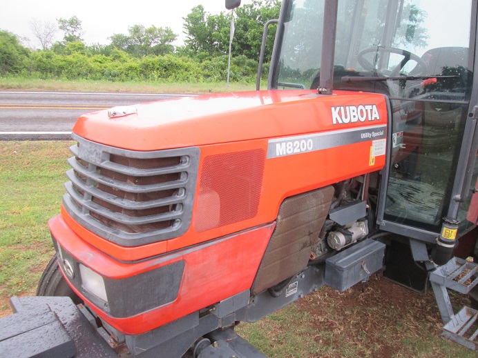 Kubota M8200 Cab Tractor | Dan's Equipment Sales